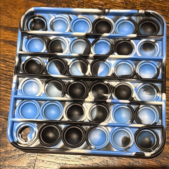 Set of Three Pop It Fidget Toys - Picture 9 of 9